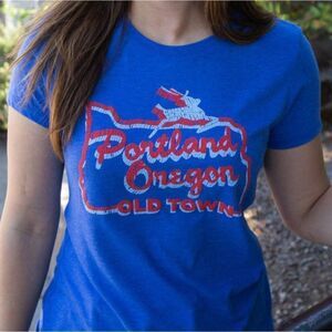 🔹️NWT Little Bay Root Blue "Portland Oregon Old Town" Stag Sign Top Medium